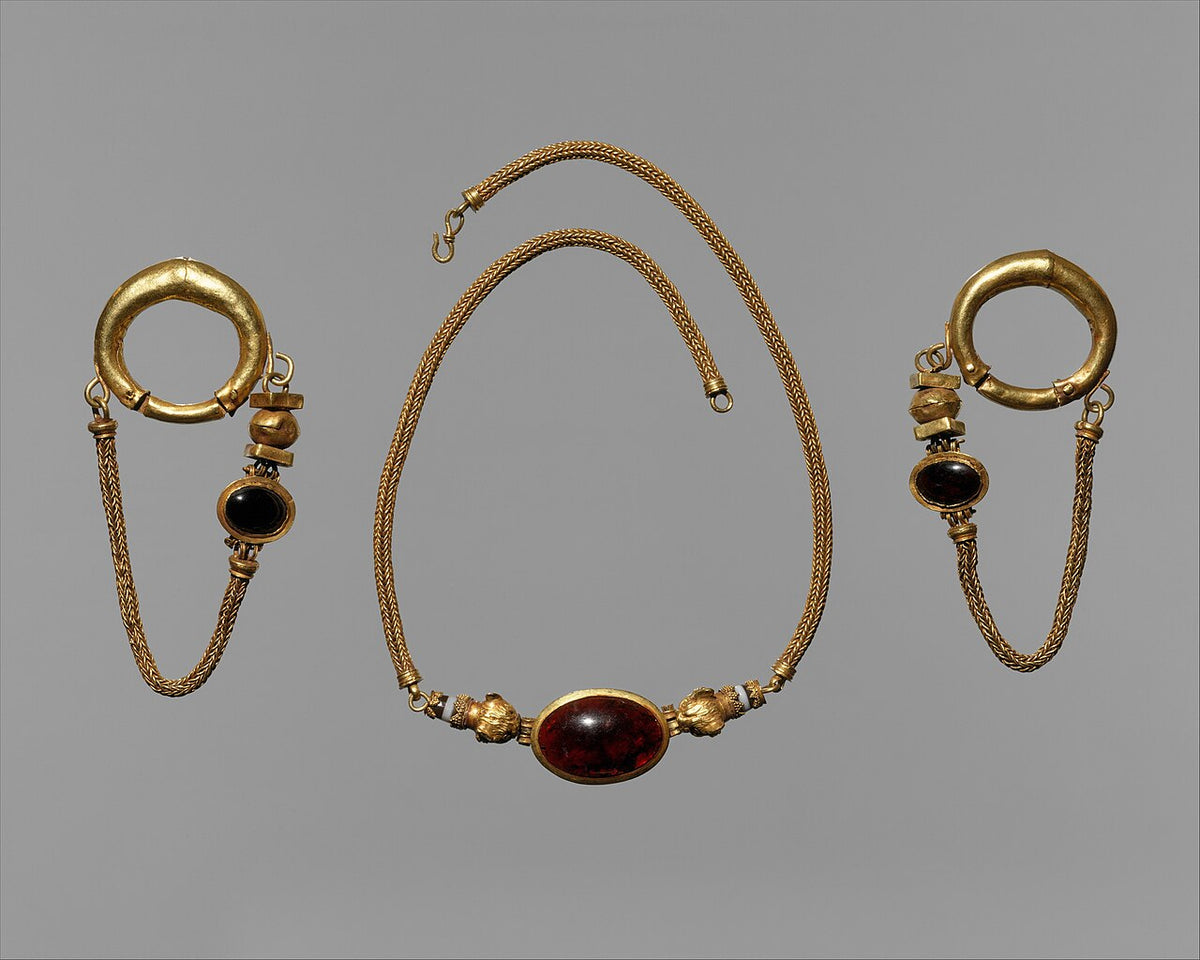 Aurelia Necklace & Earring Set