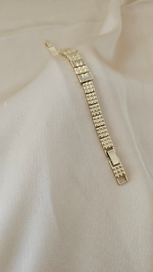 Aurelia Pavé Link Bracelet – Gold Tone