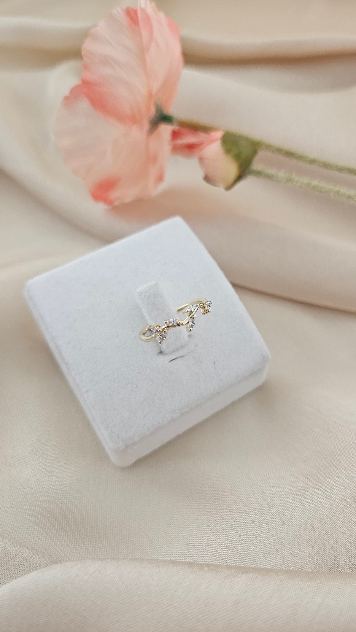 Ivy Leaf Adjustable Ring