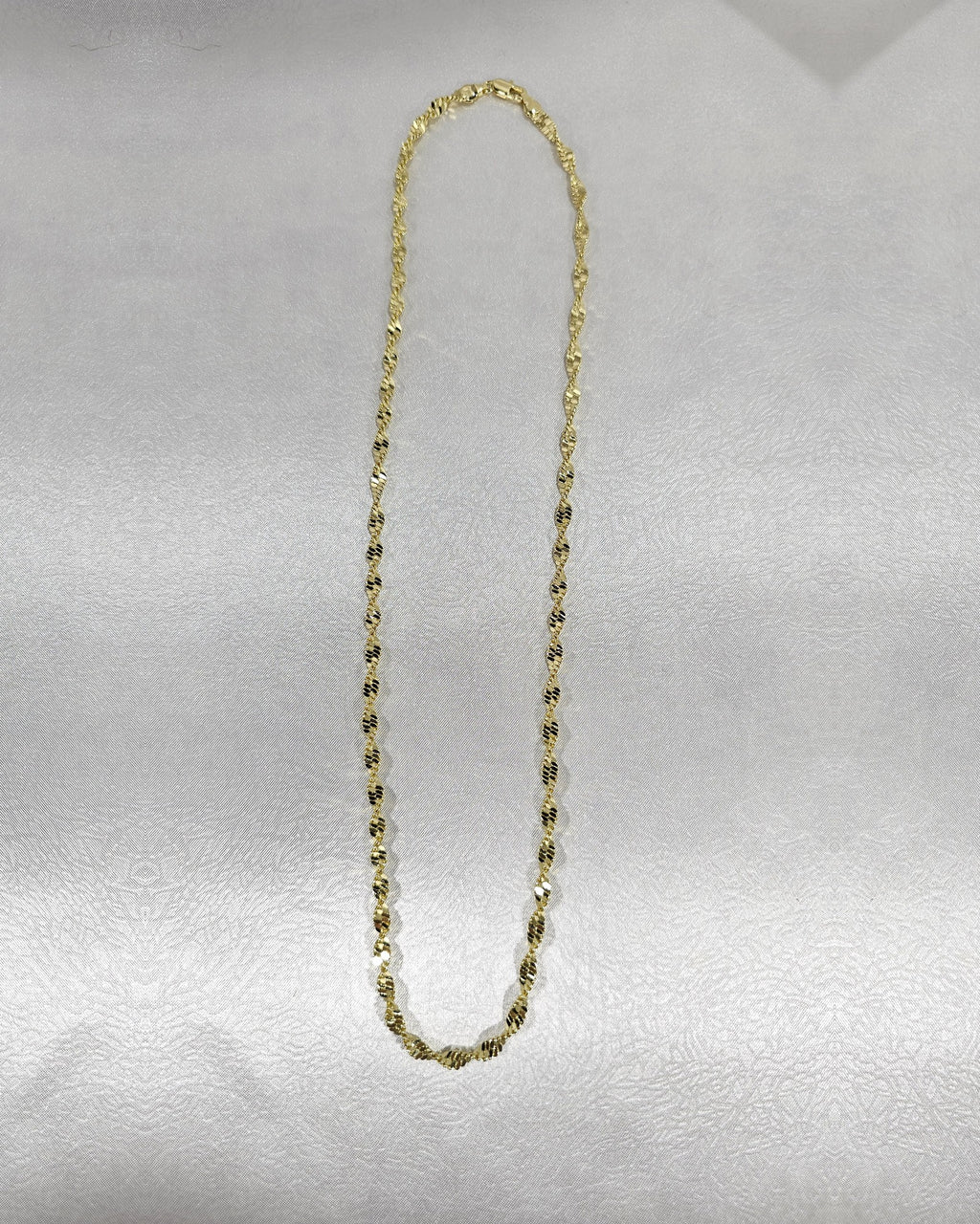 Shimmer Singapore Chain Necklace