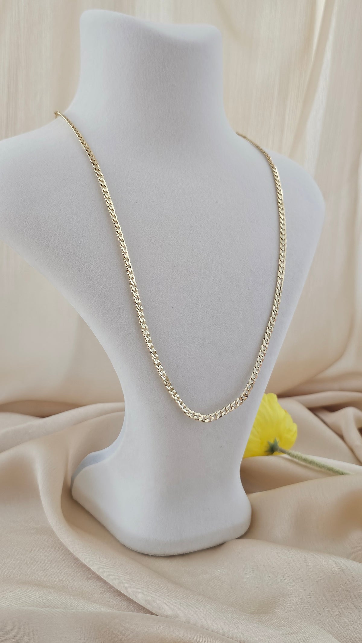 Classic Flat Gourmet Chain Necklace